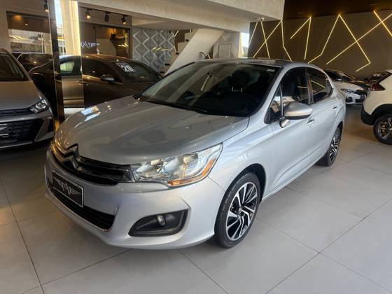 CITROËN C4 LOUNGE 2.0 MPFI TENDANCE 16V FLEX 4P AUTOMÁTICO CITROËN C4 LOUNGE 2.0 MPFI TENDANCE 16V FLEX 4P AUTOMÁTICO